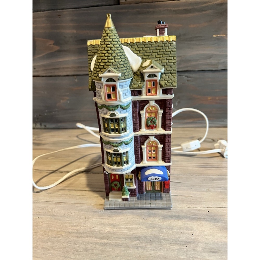 Dept. 56 1989 Heritage Christmas In The City 5607 Park Avenue Townhouse